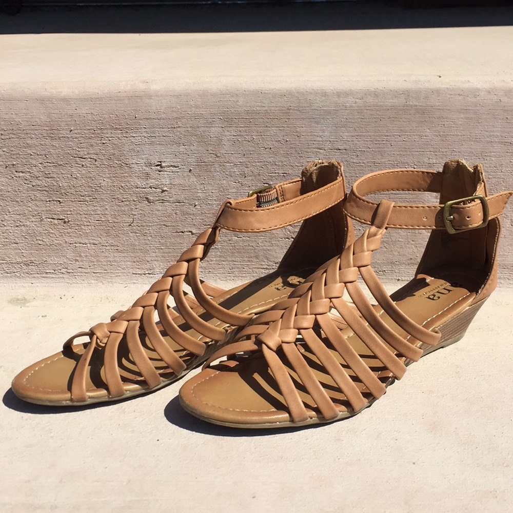 Strappy sandals